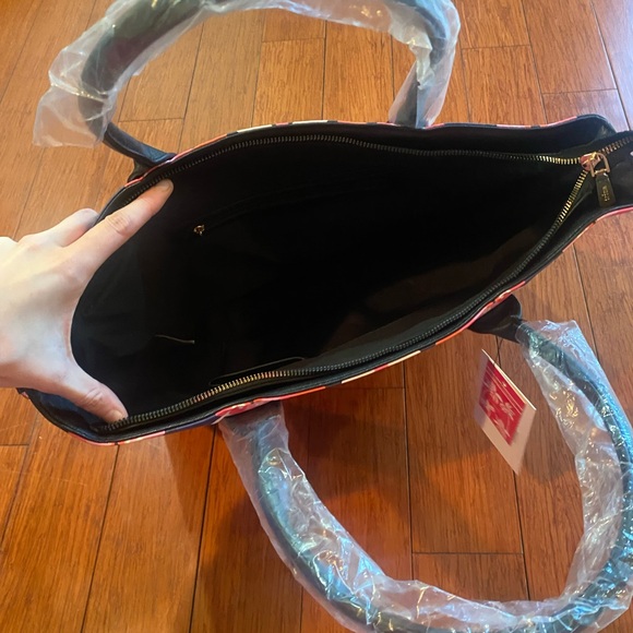 Designer Trina Turk Pink Floral large Tote Bag vegan leather - Picture 7 of 10